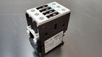 SIEMENS SIRIUS 3RT1024-1B Contactor E05 3 Phase