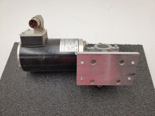 Lenze SSN40-1GVAR-063C22 Servo Motor SSN40-1FVAR 15:1 Gear Reducer Timing pully