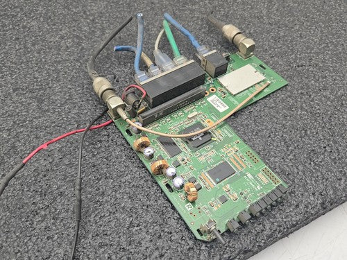 Broadcom BCM5321EPBG 7160-4L46003R LF Wireless Networking Circuit Board PCB