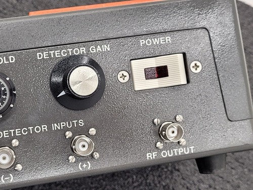 Amplifier Research Model 777 10kHz - 220MHz Solid State Leveling Preamplifier