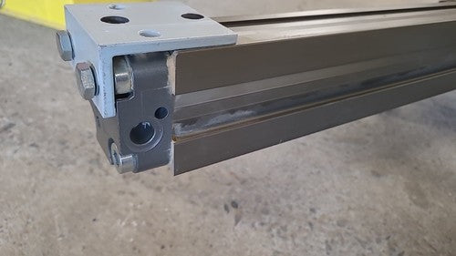 Univer S100450 Rodless Linear Pneumatic Actuator Cylinder LR2 2200