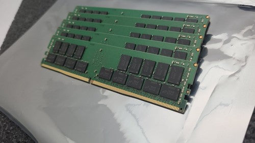 Lot 6x Micron 32GB PC4-2933Y DDR4 ECC Registered RDIMM RAM Memory 2933MHz Tested