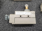 Omron ZE-Q22-2S Industrial Limit Switches 15A Roller Plunger Lot of 6