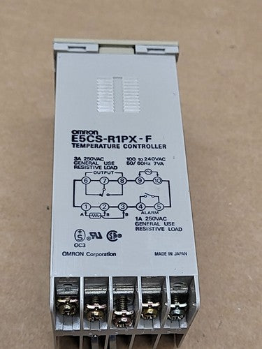 Omron E5CS-R1PX-F Digital Temperature Controller PID Thermostat Lot of 4