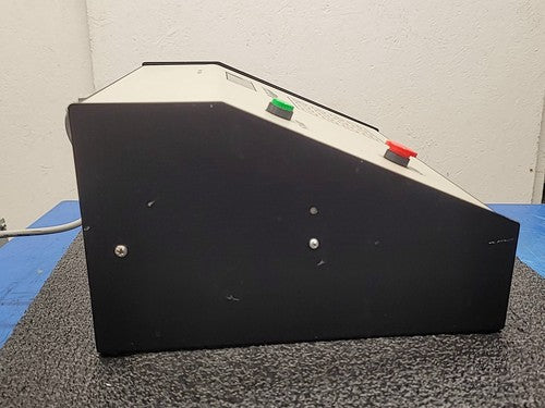 BIDTEC SP100 Spin Coater Control Unit 110/220VAC w/ Remote Switch Box Powers Up