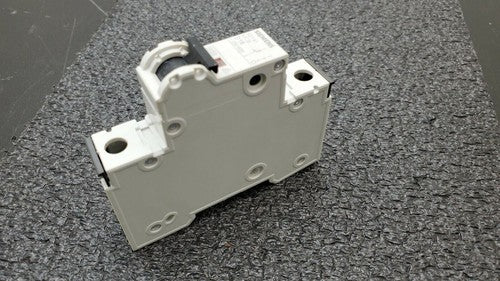 SIEMENS 5SY41 MCB D16 Single Pole CIRCUIT BREAKER / 5SY4116-8 / ~230-400V / 5A