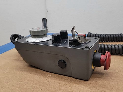 Mazak CNC MPG Handwheel Pendant Pulse Generator Control E-Stop Multi Pin