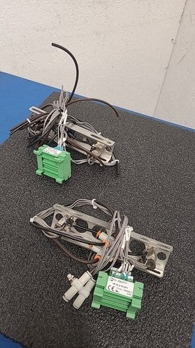 Lot 2x SMC CDJPB6-10D Dual Cylinder Double Acting Clamp Assembly w/ reed sensors