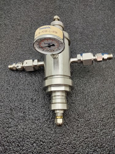 TESCOM PM000249A Pressure Regulator Swagelok Pressure Gauge PGU-50-PC100-L-4FSM
