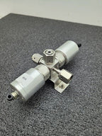 Swagelok Pneumatic Diaphragm Multi Valve Manifold 6LVV-P1D212P1-AB 1/4 M/F VCR
