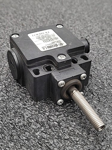 Pizzato FX 320-K72 Limit Switch Position Sensor Ue 250V Ith 4A PG13.5 Lot of 2