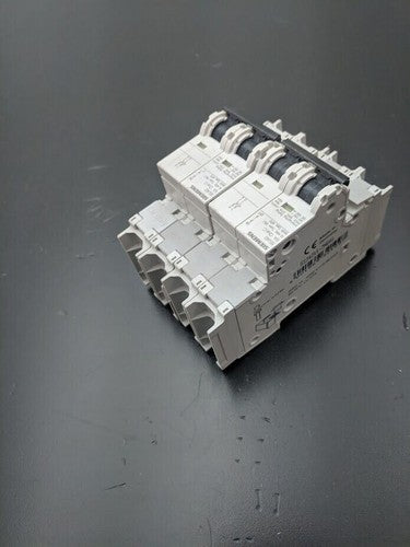 Lot of 2 Siemens 5SJ42, 2-Pole 5A 125VDC 240 VAC Circuit Breakers