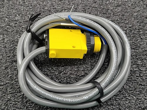 Banner SM312CV2 Mini-Beam Photoelectric Sensor Convergent Red Light Beam 26159