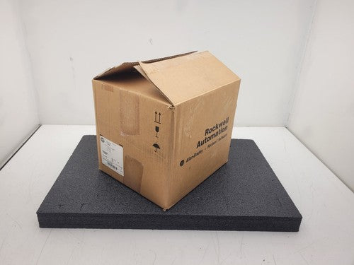 20AD3P4A3AYNNNC1 Allen bradley powerflex 70/3phase ac ,2hp,1.5kw,480VAC.