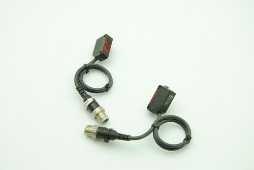 Omron E3Z-R61 Photoelectric Sensor - Lot of 2 with 4 pin connector