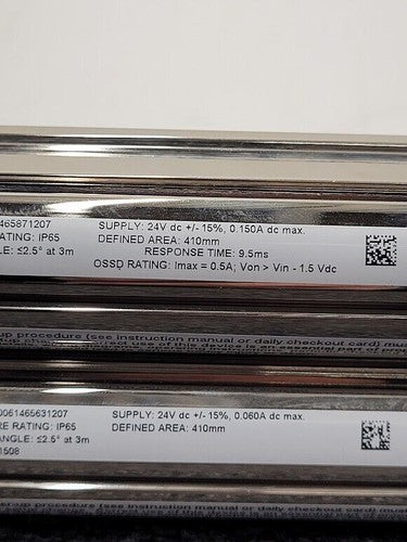 Banner SLPE25-410NP8 SLPR25-410NP8 Light Curtain Kit 410mm Long 0.1-7m Range 24V