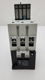 SIEMENS SIRIUS 3RT1046-1AL24 Contactor 95A 400V 230VAC 50/60Hz w/ 3RH1921-1HA22