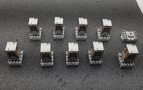 Allen Bradley 700-HA32A1 Relay 120V AC DPDT 10A with Sockets Lot of 9