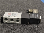 Clippard Maximatic MME-41PES Solenoid Valve 110VAC DIN Coil (19E20)