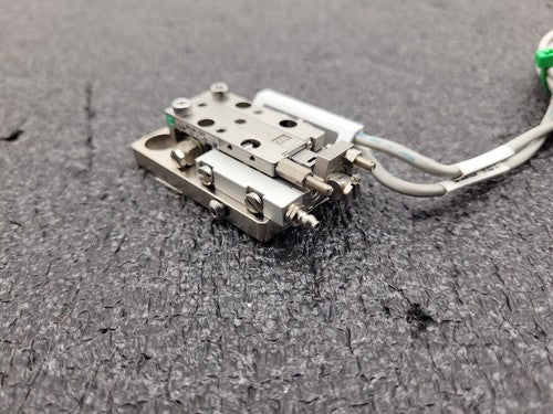 SMC 11-MXJ4L-5CP Guided Slide Cylinder Table 2x D-M9N Sensors
