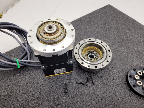 Parker Compumotor Servo Motor CM341JJ-114952 Harmonic Drive 25-50-369821-4