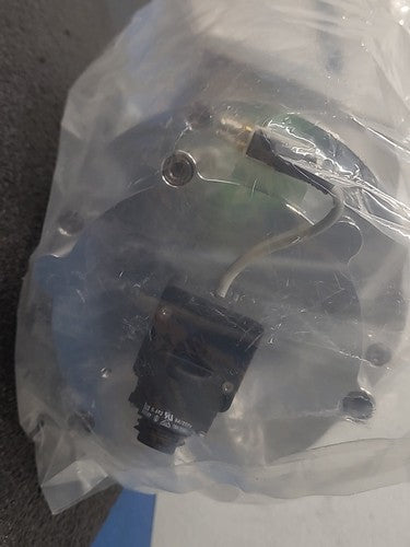 VAT 24444-QA41-CLH1/0013 Vacuum Angle Valve Pneumatic A-1763758 Switzerland