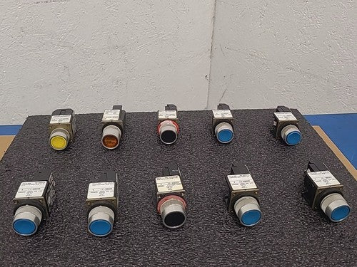 Allen Bradley 800MR-A9 800M-XAS Push Button Switches Contact Blocks Lot of 10