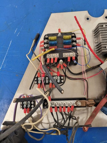 Eaton 31S-002-0 12VDC Power Distribution Module Fuse Relay Holder System H