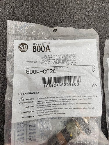 Lot 4x of Allen Bradley AB 800A G2CW GC2C 2x Keyed 2x 2 Position On/OFF Switches