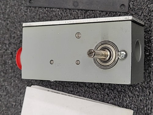 Namco EA150-30274 Snap-Lock Rotary Limit Switch 1NO/1NC Double Ended Shaft