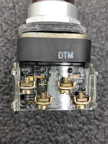 Allen Bradley 800T-FXP16RA1 Illuminated Push Button Red 2 Position Push Pull