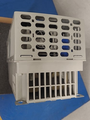 Allen Bradley PowerFlex 755 VFD AC Drive 20G11ND027AA0NNNN Frame 3 Series A 15HP