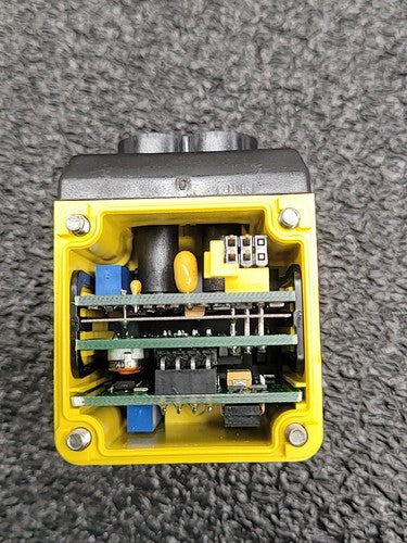 Banner OASBF 27600 Analog OMNI-BEAM Photoelectric Sensor Block Infrared NEW
