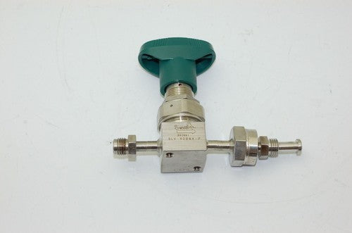 Swagelok 6LV-RDBW4-P Manual Diaphragm Valve w/ CW Series Check Valve, 1/8" MNPT