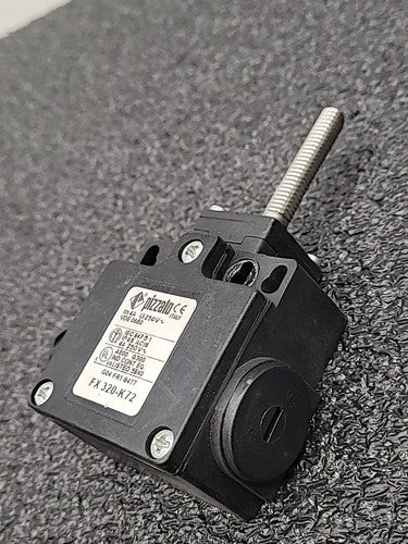 Pizzato FX 320-K72 Limit Switch Position Sensor Ue 250V Ith 4A PG13.5 Lot of 2