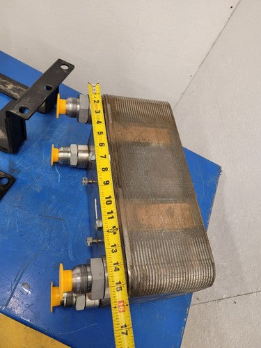 Stainless Steel 30 Plate Heat Exchanger 15"x9"x6" 1.25" Ports w/Mounting Braket