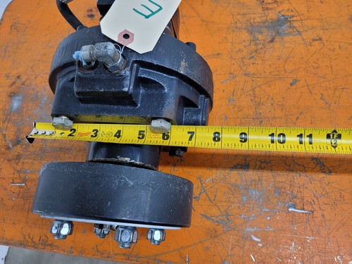 White Drive Products HB Hydraulic Wheel Drive Motor With Holding Brake Unit E