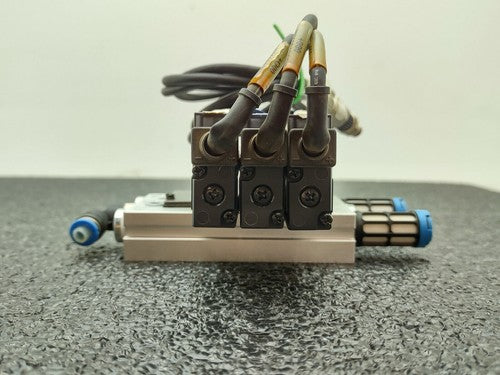 Lot of 2x SMC VZ3123-5MOZ-M5-Q and  2x VZ3123-5MOZ-M5 Pneumatic Valve Blocks