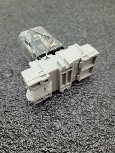 Tyco Potter & Brumfield KUMP-14D18-24 1/3HP 120VAC 15A 277VAC Relay + Base 24VDC