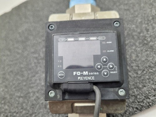 Keyence FD-MZ100ATK Capacitance Electromagnetic Flow Meter 100 L/min Tested 100L