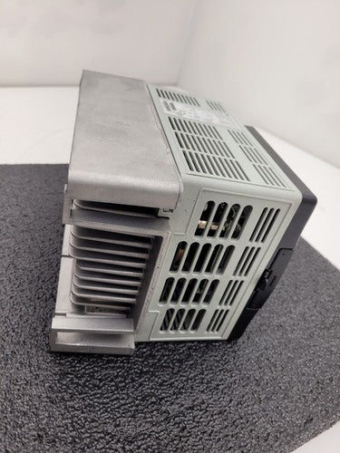 Allen Bradley 20AD5P0A0AYNNRNN /A PowerFlex 70 480V 3HP AC VFD Motor Drive