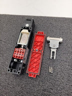 Omron STI TL4019-20241 Safety Interlock Switch 44534-2030 with Key Working Pull