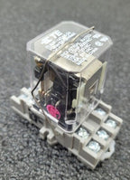 Tyco Potter & Brumfield KUMP-14D18-24 1/3HP 120VAC 15A 277VAC Relay + Base 24VDC