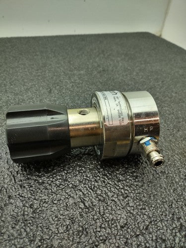 lot 3x Aptech AP1810SM 2PW MV4 MV4 Diaphragm Regulator 300PSI Input 100PSI Out
