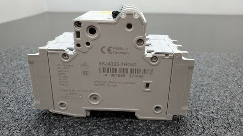 SIEMENS 5SJ4325-7HG41 Circuit Breaker 5SJ43, 25A, 240 V, 50/60Hz Type HSJ 3-Pole