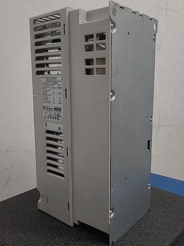 Allen Bradley PowerFlex 755 VFD AC Drive 20G11ND027AA0NNNN Frame 3 Series A 15HP