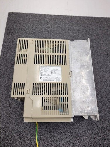 Yaskawa ServoPack Servo Motor Drive SGDB-05VD 1/2HP SCM Tech 80