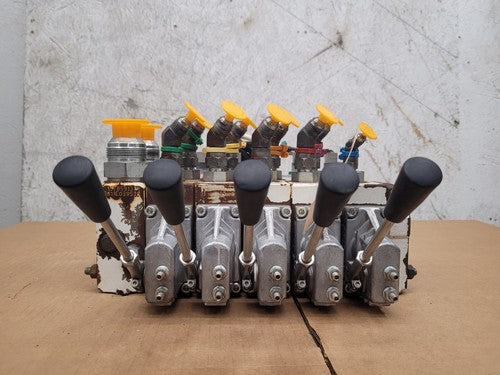 Danfoss PVG32 5 x Proportional Hydraulic Servo + Manual Valve  157B4292 Unit [D]