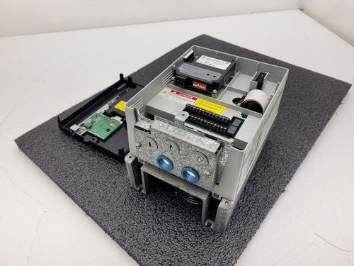Allen Bradley 20AD5P0A3AYNNRNN /A PowerFlex 70 480V 3HP AC VFD Motor Drive
