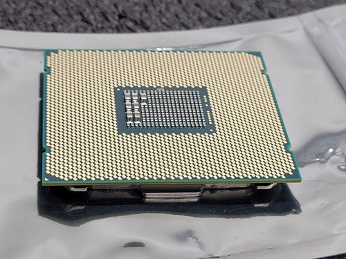 Intel Xeon E5-2699 v4 SR2JS CPU Processor 2.20GHz 22C LGA2011-3 Broadwell